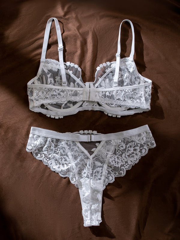 Embroided lingerie set