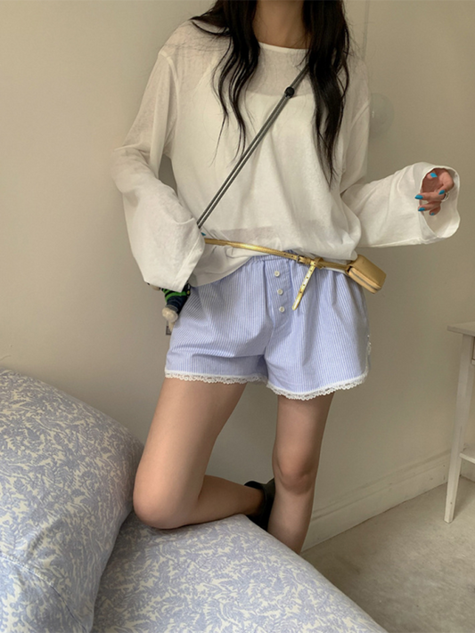 Elastic striped casual shorts