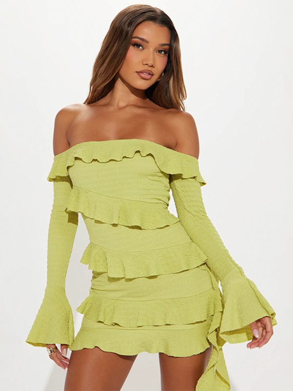 Ruffled trumpet sleeve ribbon dress